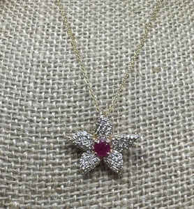 Splendida Collana Estate Effy Oro Giallo 14k Rubino Diamante Fiore 18β π5,7 Grammi - Foto 1 di 8