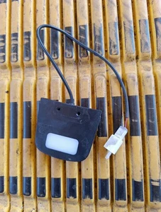 PER NIU LUCE TARGA A 3 LED SMD, 12V MOTO IMPERMEABILE BASSO CONSUMO LUCE LUNGA - Foto 1 di 3