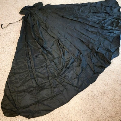 Vintage 1984 Full Length Black Deluxe Cape from Halloween Shop Adult (Rubie 562) - Image 1 of 4