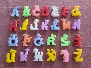 Vintage Blowmold Plastic Animal Alphabet Letters Complete Set of 26 1960’s - Picture 1 of 7