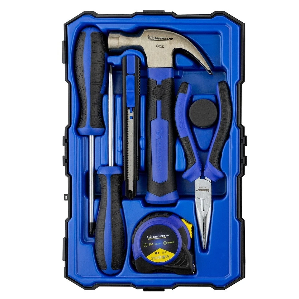 MICHELIN 8-PIECE HAND TOOL SET - Image 1 of 2