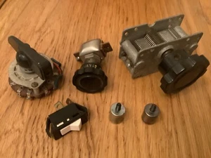 Vintage Bulgin/Colvern etc switches Joblot (A1)10 - Picture 1 of 3