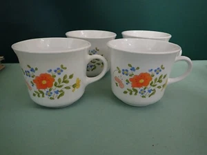 4 tazze tazze Corelle by Corning Wildfower - Foto 1 di 3