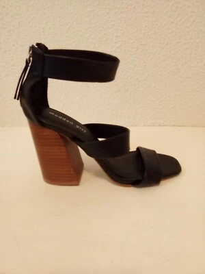 Madden Girl Women Black Faux Leather Zip Strappy 4" Chunky Heels Sandal Sz 8.5 M - Image 1 of 4