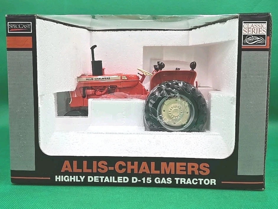 SpecCast Allis Chalmers D-15 Gas Tractor 1/16 Detailed Diecast Collectible NOS  - Image 1 of 4