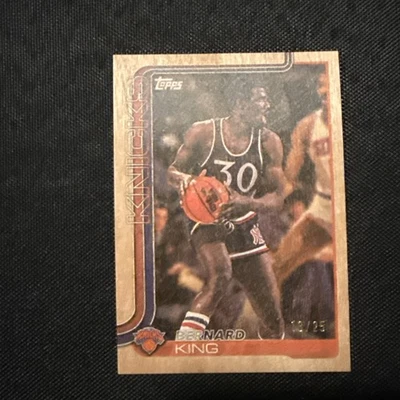 2025-26 Topps 篮球 Bernardo King 木纹/25 尼克斯 #268 — 第 1/3 张图片