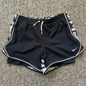 Nike Girls Black Zebra Print Lined Running Shorts Size XL Dri Fit - Picture 1 of 7