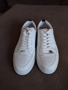 Boden Maria Shoes Women's 40 / 8.5 White Leather Low Top Casual Lace Up Sneakers - Picture 1 of 10