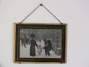 + Fixé sous verre, scène mendiant sous la neige d'après Albert Mauguière + - Imagen 1 de 10