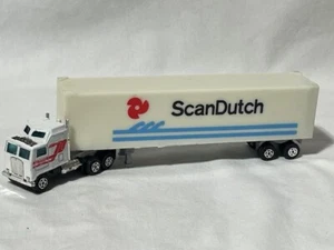 Zee Toys S8234-8236 Kenworth COE Semi Tractor w/ Scan Dutch Trailer, 1/64 - Picture 1 of 6