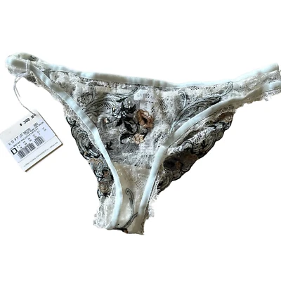 Panty descarado floral azul dorado blanco La Perla mediano precio de venta sugerido por el fabricante 308 Foto 1 de 4