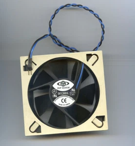 Lüfter Cooling Fan DF1208SL Cooler 2-Pol 12V 0.2A CPU Kühler PC Gehäuse 80x80 - Bild 1 von 2