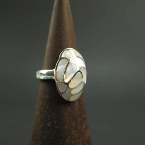 Vintage Sterling Silver Statement Ring Mother of Pearl 925 Size O 7.68g Art Deco - Picture 1 of 11
