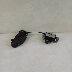Cierre de cerradura de puerta trasera. VOLVO XC70 3.2 aut AWD (175Kw) Sw - Imagen 1 de 7