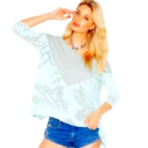 Neu mit Etikett Free People We The Free Shirt Coastal grau mintgrün Batik 3/4 Ärmel - Bild 1 von 7
