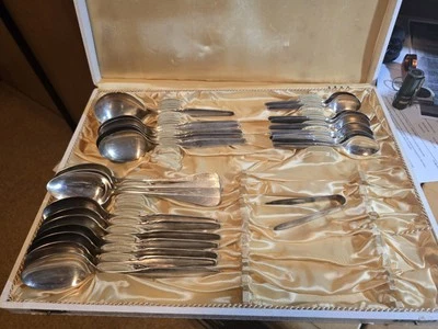 WMF Silberbesteck 90 er Silber  Alt Dachbodenfund 28 Teile Modell Paris - Bild 1 von 4