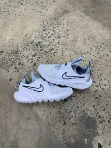 Nike Flex Runner 2 weiß Kinder Kleinkind Größe 12C Vorschule Turnschuhe neu ungetragen - Bild 1 von 8
