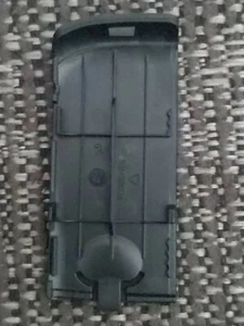Accu-Chek Compact Plus battery cover spare part replacement - Picture 1 of 8