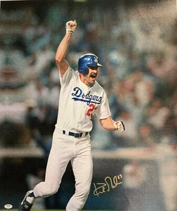 KIRK GIBSON DODGERS 1988 WORLD SERIES CHAMPION SIGNED 22X28 CANVAS PSA AI33541 - Picture 1 of 4