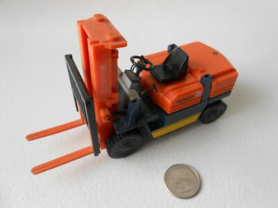 Carretilla elevadora Toyota 25 vintage Yonezawa Toys - Falta jaula antivuelco OROPS hecha en Japón Foto 1 de 4
