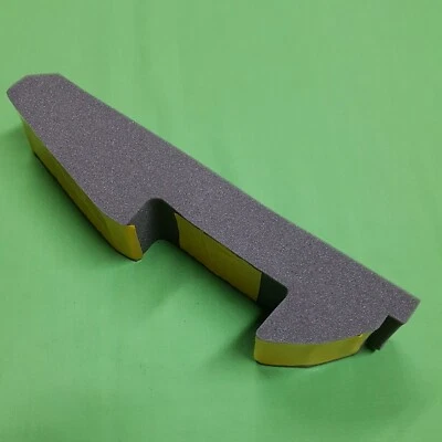 for JAGUAR XF 2009-2015 DIESEL LEFT HAND UPPER RADIATOR SEAL C2Z4258 - Image 1 of 3