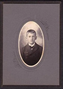 Foto armadio Ernest Webb ragazzo - Danbury, Connecticut - Foto 1 di 2