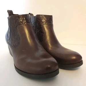 Nurture Lamaze Walker Brown Floral Tooled Leather Ankle Boots Women's 8 Western - Picture 1 of 9