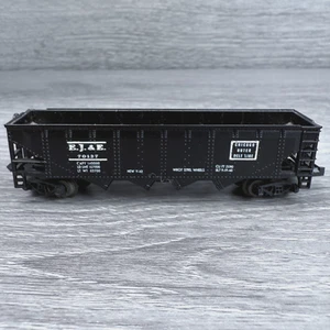N Scale Trix 4 Bay Open Hopper Chicago Outer Belt Line EJ&E 70127 Freight Train - Picture 1 of 10