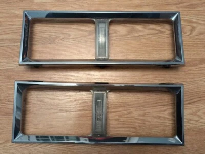 1980-1988 Lincoln Town Car OEM Headlight Bezel EOVY-13064A — 第 1/4 张图片