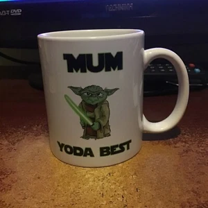 STAR WARS MUM YODA BEST  MUG BIRTHDAY CHRISTMAS MOTHERS FATHERS DAY - Picture 1 of 1