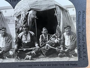 KEYSTONE VIEW COMPANY STEREOCARD OF CHIEF BLACKHAWK AND GREEN CLOUD - Picture 1 of 3