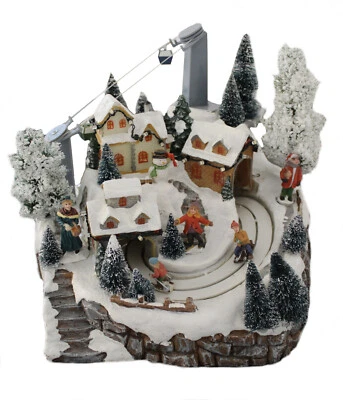 Weihnachtliche Winterszene mit fahrender Seilbahn, Beleuchtung und Musik - Bild 1 von 4