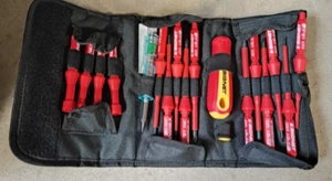 Signet 18 Piece VDE Safe Interchangeable Screwdriver Set S52592 - Picture 1 of 4