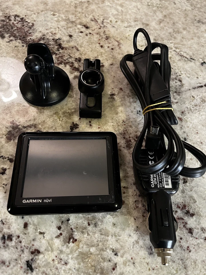 Garmin Nuvi 1260 Automotive GPS System With Charger Cord & Mount Bundle - Image 1 of 4