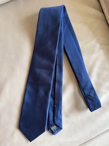 Drakes Beams F Michael Drake Navy Tie Necktie Silk 100% Made in England - Picture 1 of 6