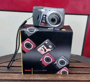 Kodak EASYSHARE M531 14,0 MP Digitalkamera GETESTET Kamera Silber Grau - Bild 1 von 4