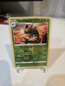Yanmega 002/072 Shining Fates Reverse Holo - Picture 1 of 1
