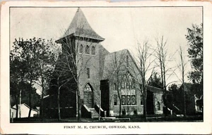 1900's Oswego Kansas First M. E. Church Divided Back B&W Vintage Postcard 2L - Picture 1 of 2