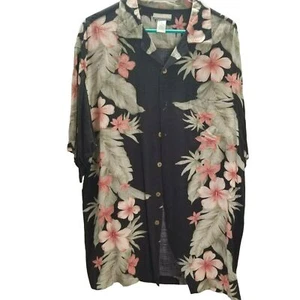 Hawaiian Breakwater Floral Men's Short Sleeve Button Down Sz Medium - Picture 1 of 10