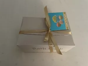 Set regalo di 6 bombe da bagno cosmetiche Primeauty ""Sweets For My Sweet"" fatte a mano NUOVE - Foto 1 di 3