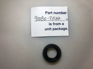 Genuine Toyota Seal for Crank Shaft 90080-31022 Brand New - Picture 1 of 4
