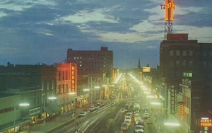 Broadway bei Nacht - Fargo, North Dakota - unbespielt RPPC - Bild 1 von 3