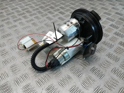 2018 BMW S1000R S 1000 R SPORT Fuel Pump - Изображение 1 из 4