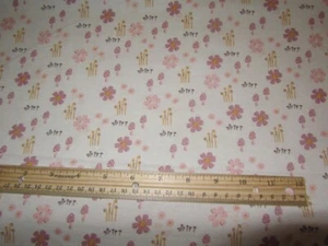 Tela de franela crema con flores pastel para niña de 2 yardas - Imagen 1 de 1