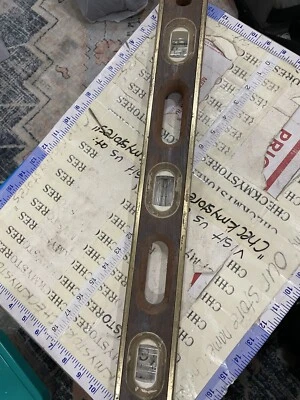 VINTAGE STANLEY #42-321 WOOD & BRASS 6 BUBBLE LEVEL TOOL 24" - Image 1 of 4