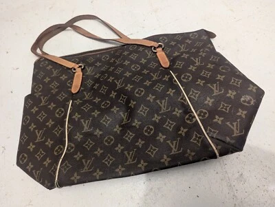 Bolso de Hombro Louis Vuitton Palermo PM Marrón Lona Foto 1 de 4