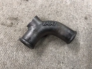 1962-1971 MG MGB GT MGA 1500 1600 1622 Water Coolant Elbow Branch A4147 - Picture 1 of 3