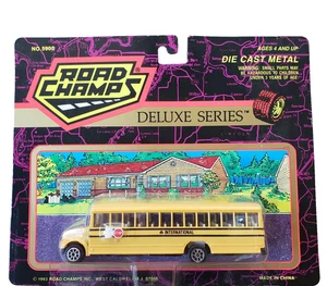 Road Champs International Scuolabus Serie Deluxe Diecast 1:87 Giallo - Foto 1 di 11