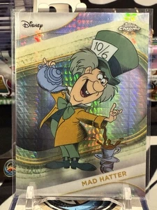 2025 Disney Topps Chrome #177 Mad Hatter Prism Refractor TZ - Picture 1 of 2