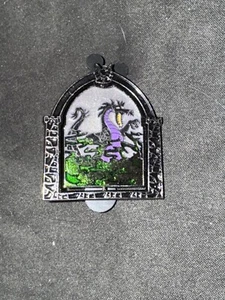 Disney Maleficent/Dragon Spinning Collector Pin - Picture 1 of 2